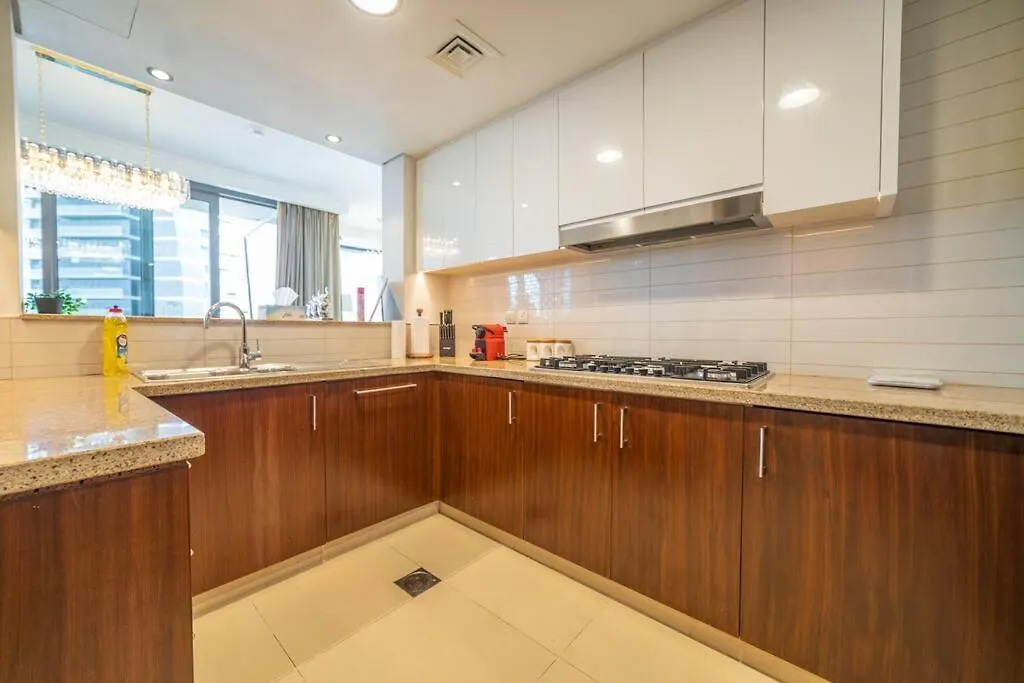 First Class 3Br With Full Burj Khalifa And Fountain View Dubai Apartment